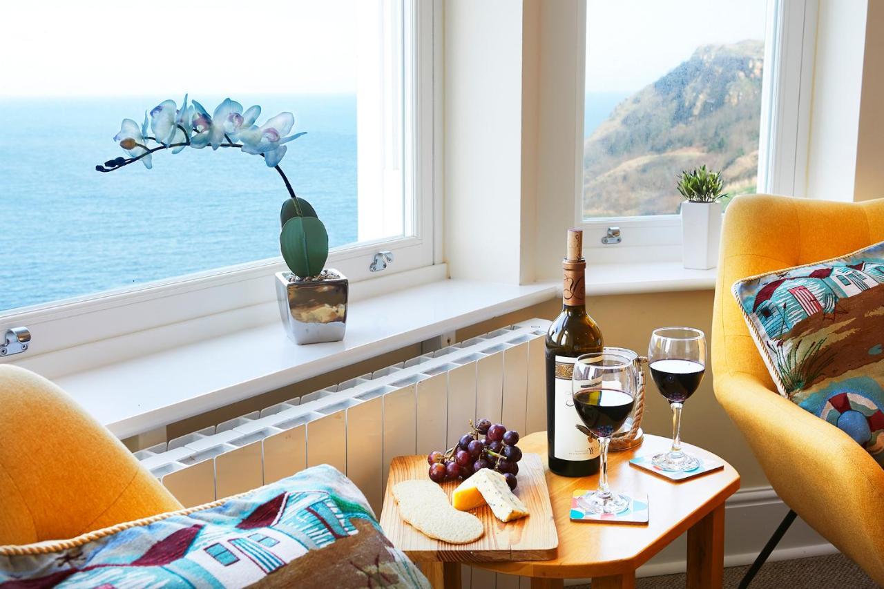 Denelea - Stunning Sea Views! Scarborough Exteriér fotografie